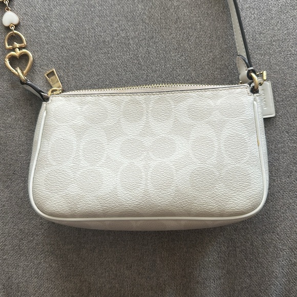 Coach NOLITA 19 IN SIGNATURE CANVAS white - Picture 6 of 7